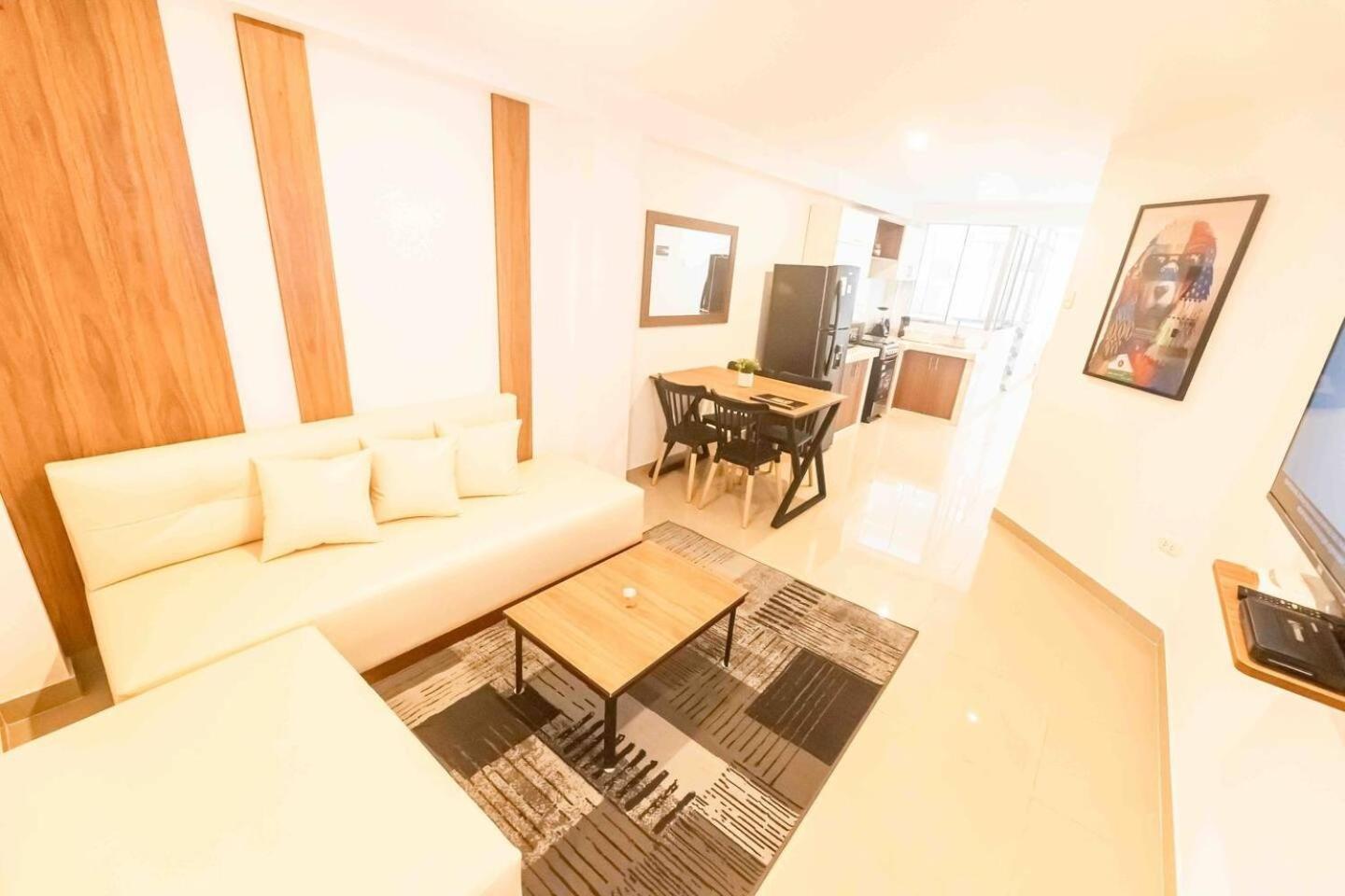 Moderno Departamento En